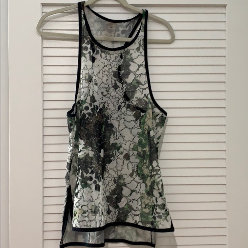 Tank top for workout